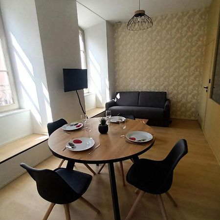 Apartmán Chez David - T2 Neuf Dans Centre Historique Brioude Exteriér fotografie
